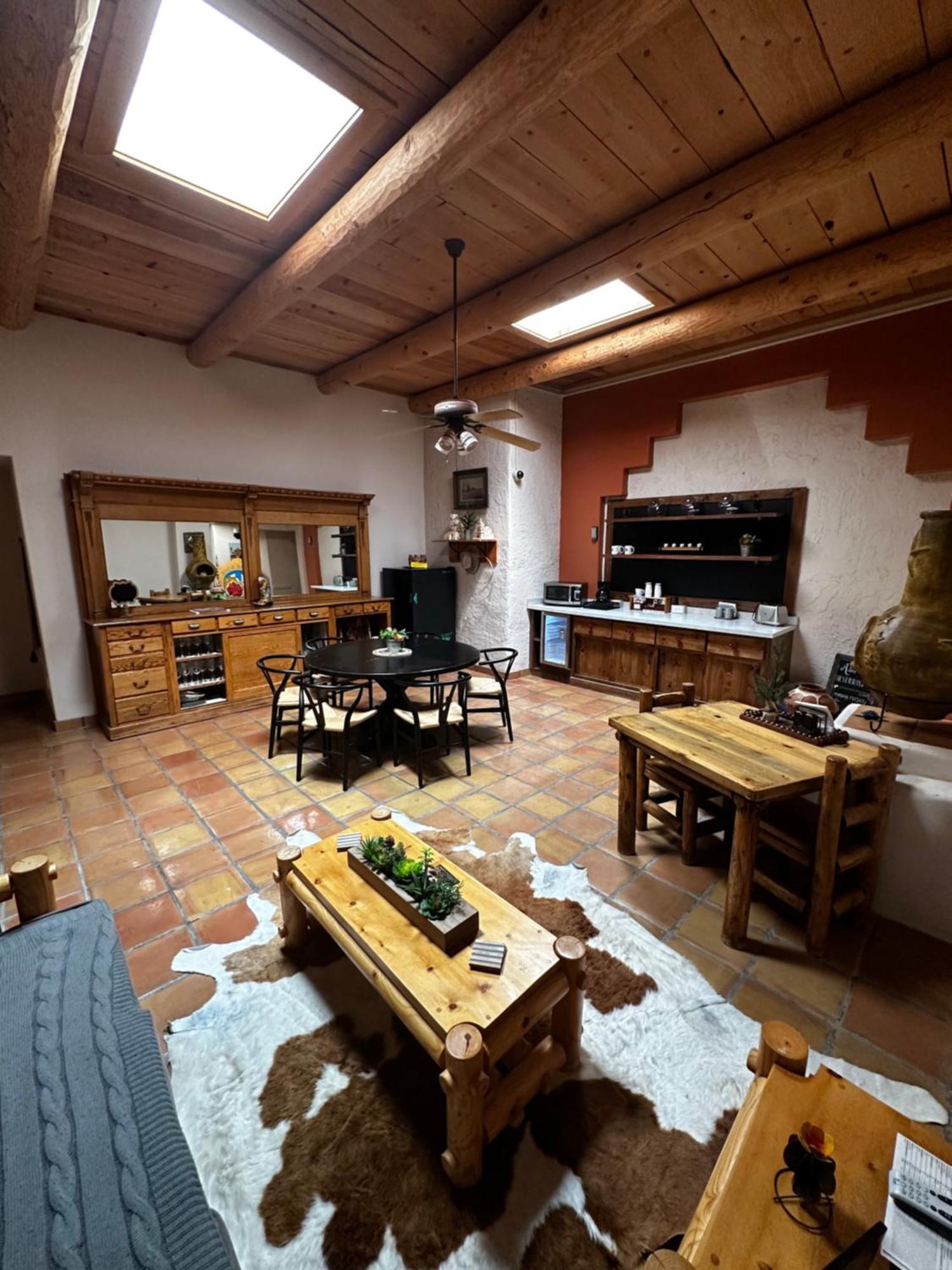 Adobe Rose Boutique Inn Artesia Eksteriør billede