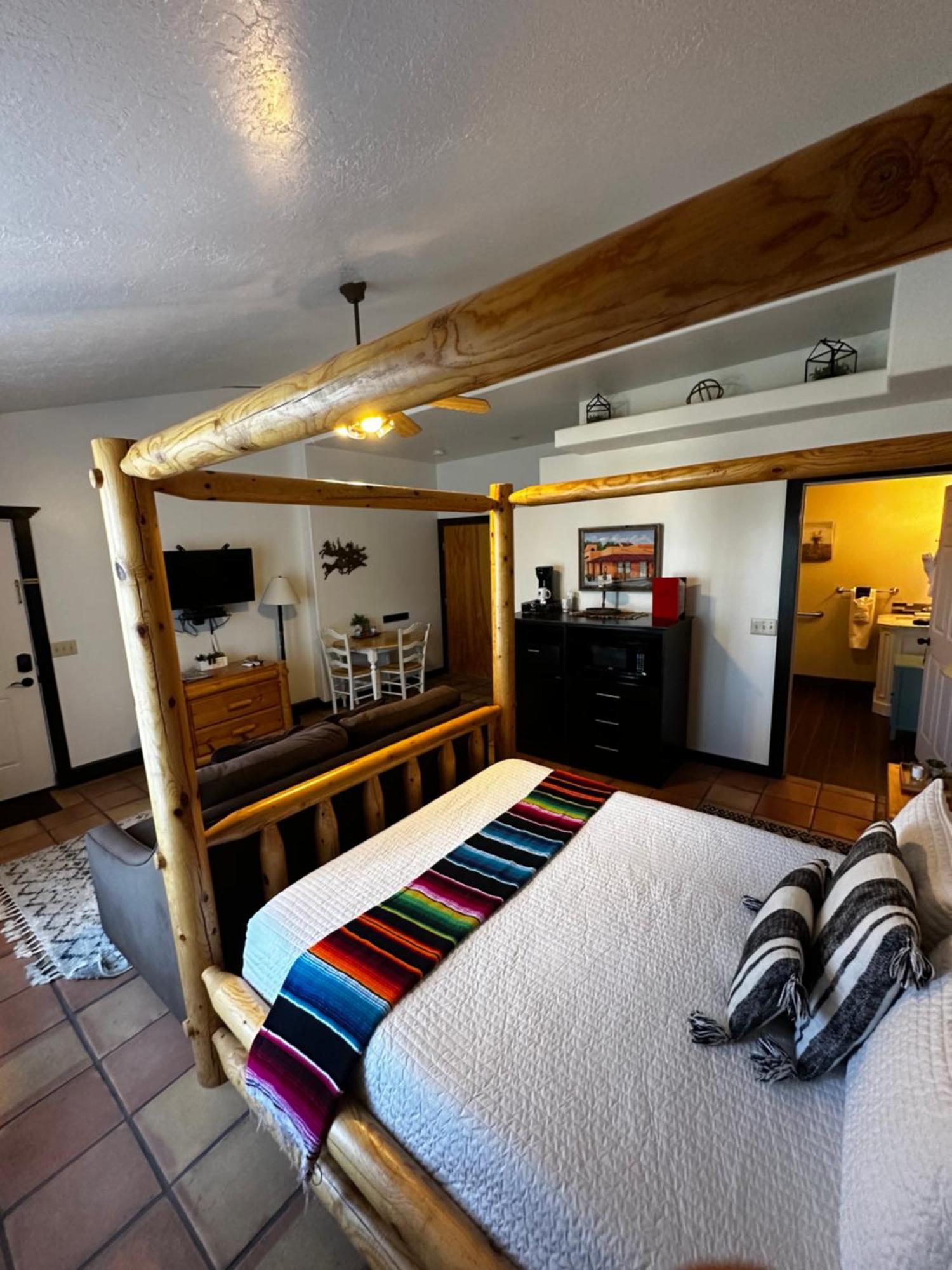 Adobe Rose Boutique Inn Artesia Eksteriør billede
